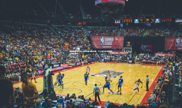 爱游戏体育在线-古蒂评皇马胜马赛，个人能力主导胜利，过程显艰辛